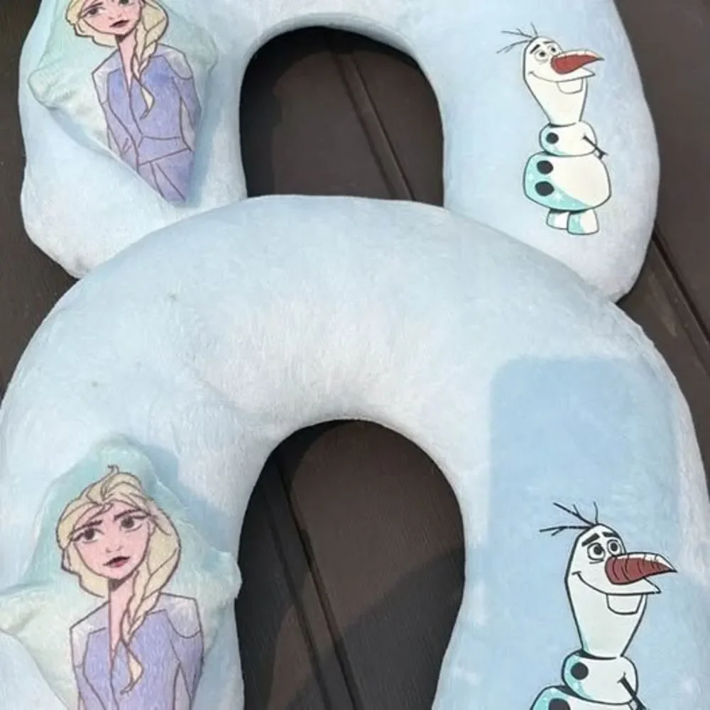 Disney Girls Frozen Elsa and Olaf travel Pillows Set of 2